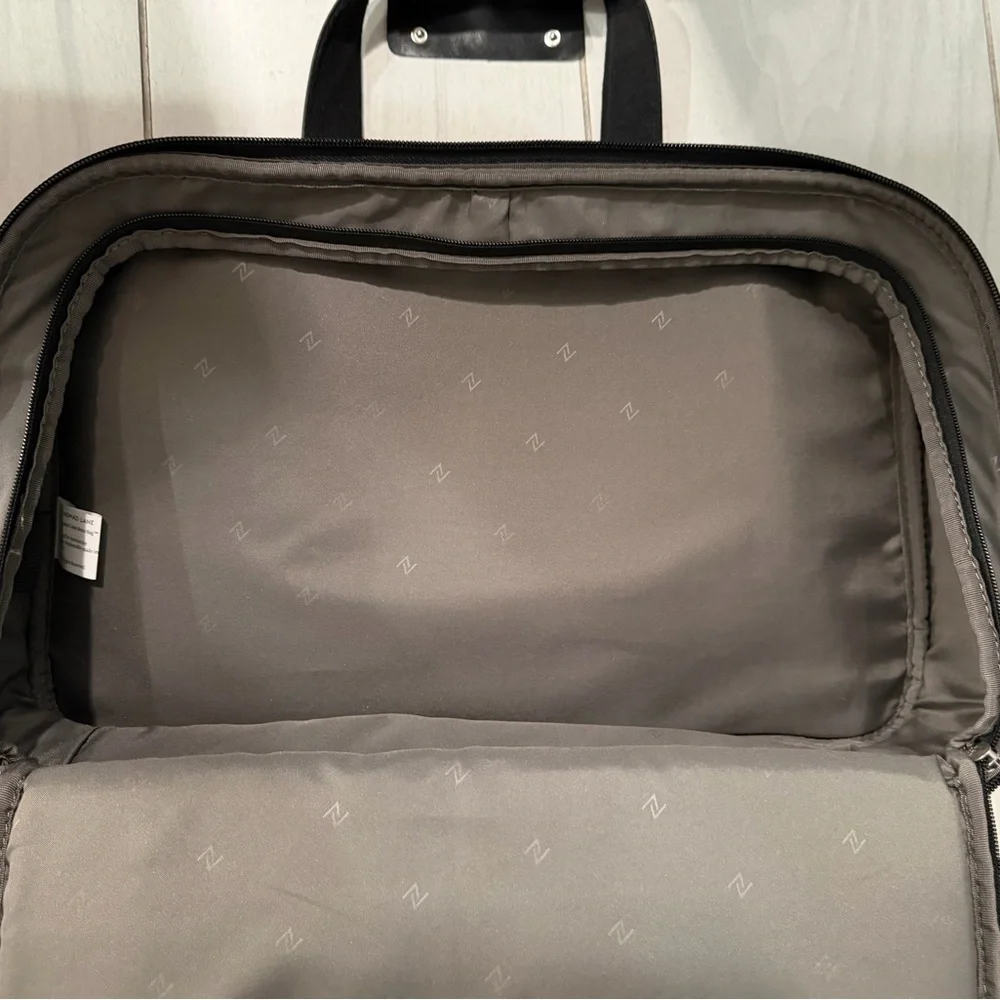 Nomad Lane Carry-On Luggage Duffel Bag Black Like New